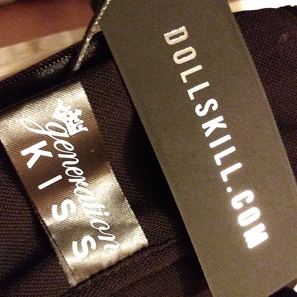 Dolls Kill Black Satin Boned Tube Top With Large Boob Keyhole & Crown Charm (M) - Picture 13 of 16